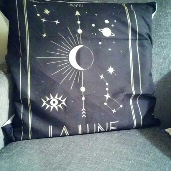 Urban Gypsy "La Lune" Pillow Cover - Picture 2 of 6